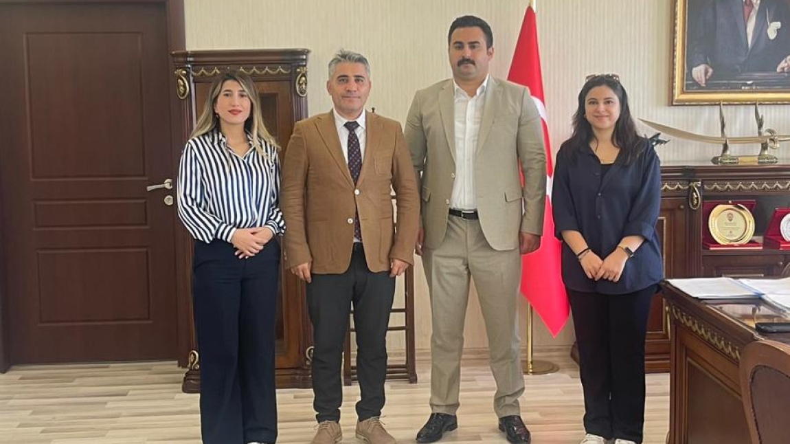 ATATÜRK ORTAOKULU BİLGİSAYAR ÖĞRETMENLERİ KÖY OKULLARINDA BİLİM ATÖLYE ETKİNLİKLERİ DÜZENLEYECEK