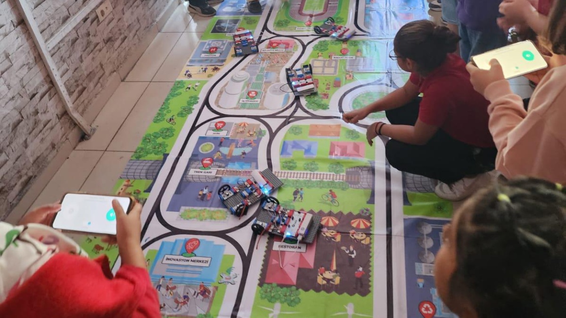 ATATÜRK ORTAOKULU BU HAFTASONU BİLİMLE BULUŞTU.